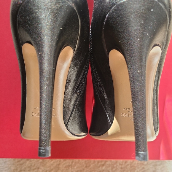 NWT Valentino Garavani Ruffle Knee Boot - Picture 10 of 16